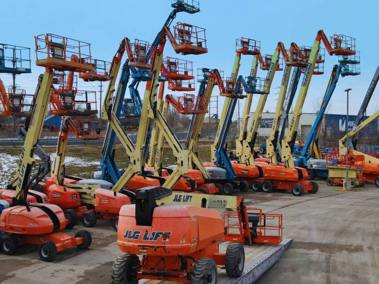 Aerial Lift Safety - MEWPs (CAN) online safety training