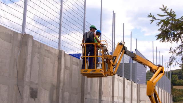 Mobile Elevated Work Platforms - Equipment Operators online training course