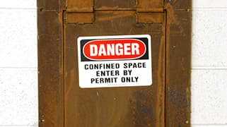 Confined Space Entry (Alberta) - Safety online training course for Alberta