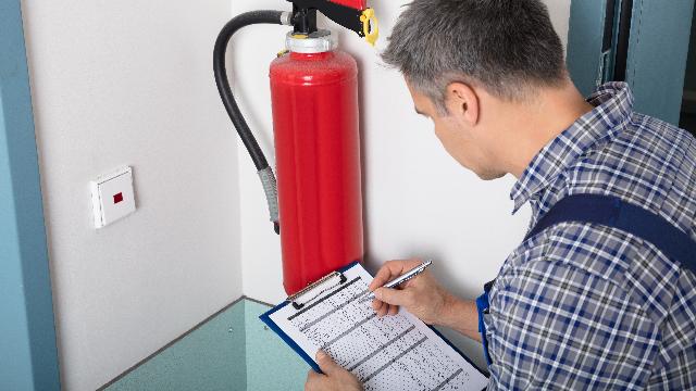 Fire Extinguishers: Monthly Inspections Refresher - Safety online training course