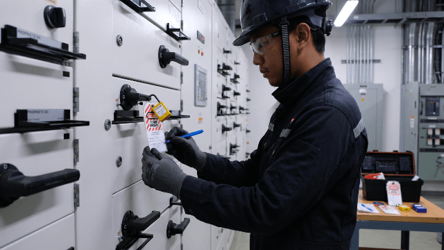 Lockout/Tagout (LOTO) (US) - Safety online training course