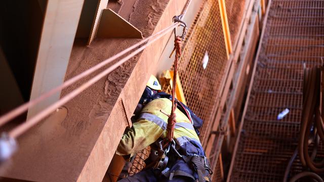 Rigging Safety in Industrial and Construction Environments - Safety online training course